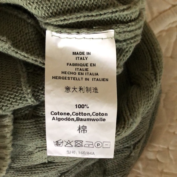 Brandy Melville 100% cotton cable knit vest in sage green with lighter stripe - Picture 6 of 7